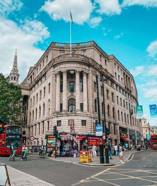 London: The Wizarding World of Westminster Walking Tour - The Experience of the Guide and Group