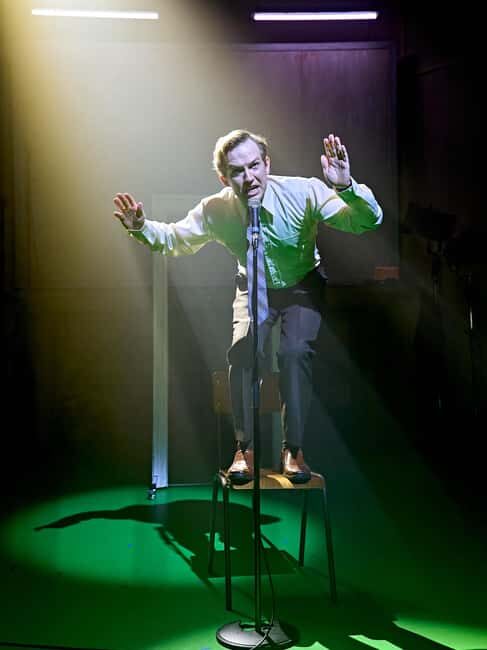 London: Ticket to Kenrex - What to Expect During the Performance