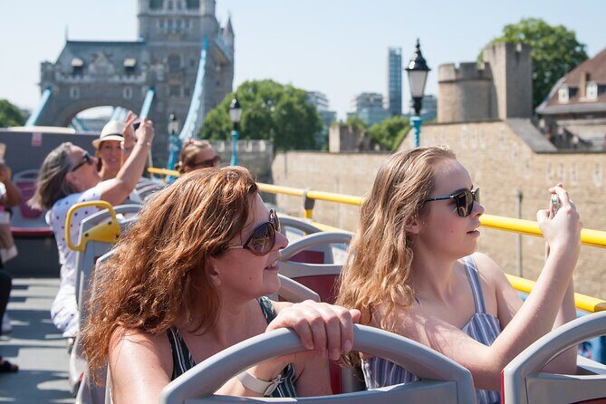 London Tootbus Hop-on Hop-off with Optional Thames Cruise - The Experience: What You Can Expect