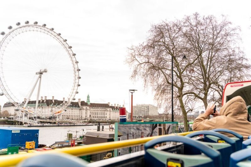 London: Tootbus Must-See Hop-On Hop-Off Bus Tour with Cruise - What to Expect on the Bus