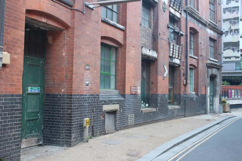 London: Tour of Classic Rom Com Locations - Practical Tips for Your Tour Experience