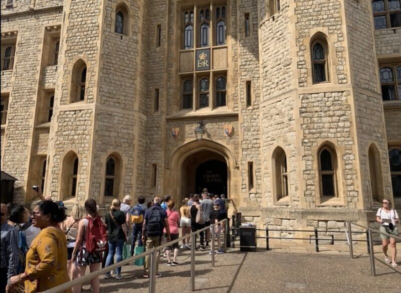 London: Tower of London Guided Tour with Boat Ride - What to Expect from the Tour