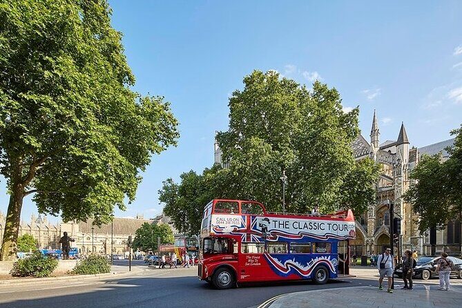 London Vintage Bus Tour: Live Comedy Sightseeing Show - Why Past Travelers Rave About It