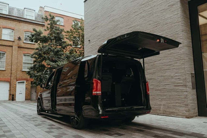 London: VIP Luxury Tour with Harrods or Restaurant Stop - Price and Value