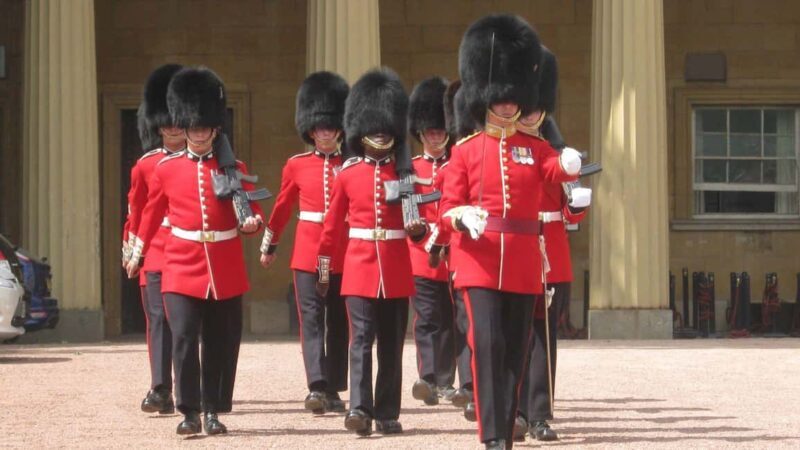 London Walking Tour with Local - FAQs