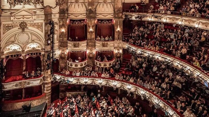 London West End: The Rise and Fall of the City of Mahagonny - What to Expect from the Performance