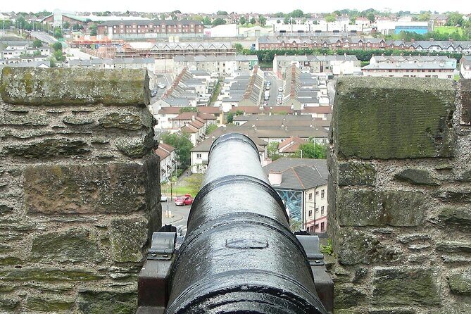 Londonderry Private Walking Tour With A Professional Guide - A Closer Look at the Tour Itinerary