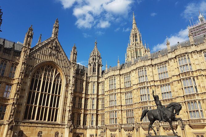 London's Amazing Palaces & Parliament : Private Tour - A Closer Look at the Tour Experience