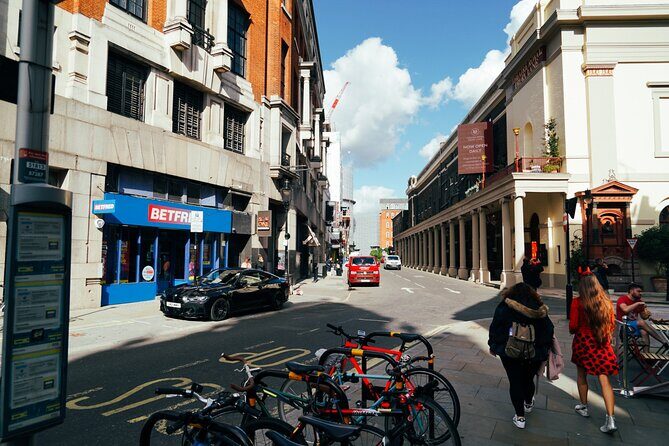 London's Femme Fatales : the power of sex and beauty - Who Is This Tour Best For?