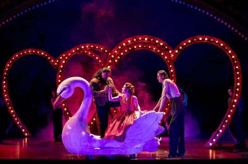 London's West End: Così Fan Tutte at London Coliseum - Practical Tips for Visitors