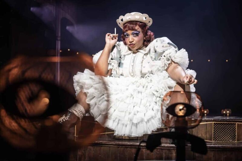 London's West End: Ticket to Cabaret at the Kit Kat Club - Key Points