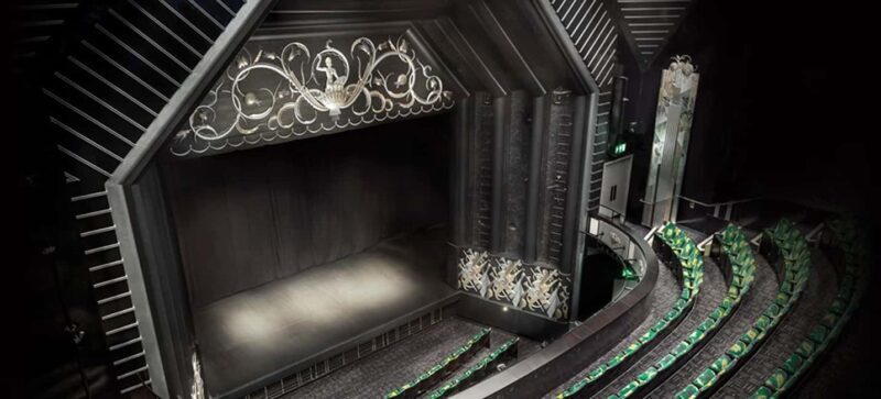 London's West End: Ticket to Oh, Mary! - What’s Not Included and Practical Tips