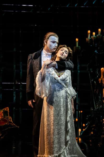 London's West End: Ticket to The Phantom of the Opera - An In-Depth Look at the Experience