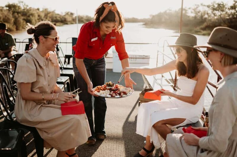 Longreach: Drover's Sunset Cruise & Outback Dinner & Show - Key Points