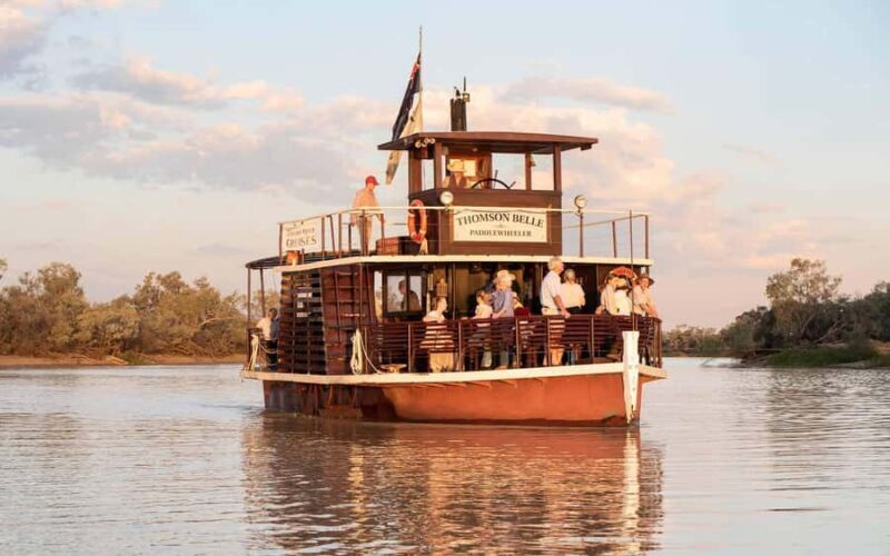 Longreach: Sunset Paddlewheeler Cruise, Show and Dinner - What Makes This Experience Special?