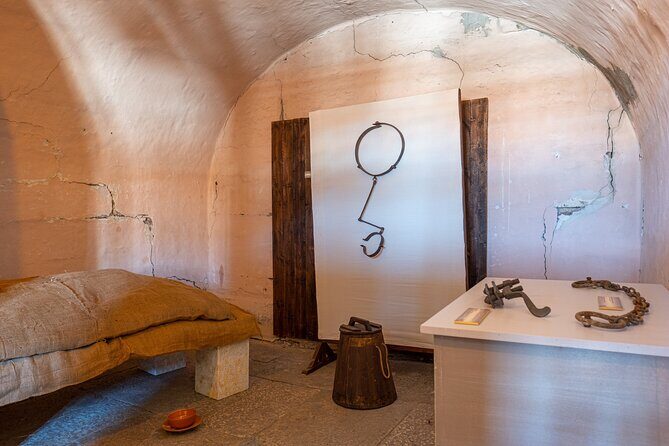 Lords of the Night Prisons Palace: Cells & Torture Tools Visit - Key Points