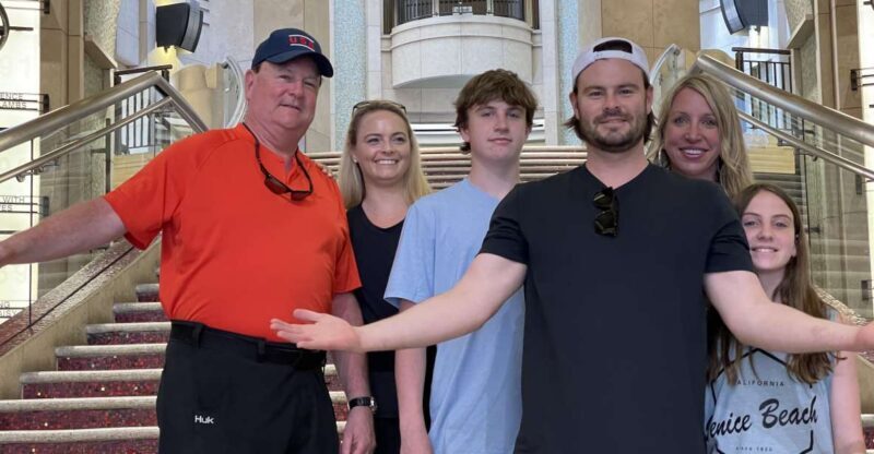 Los Angeles: Comprehensive Sightseeing Van Tour - Key Points