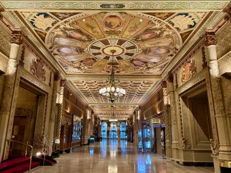 Los Angeles: Downtown History & Architecture Walking Tour - A Closer Look at the Tour Experience