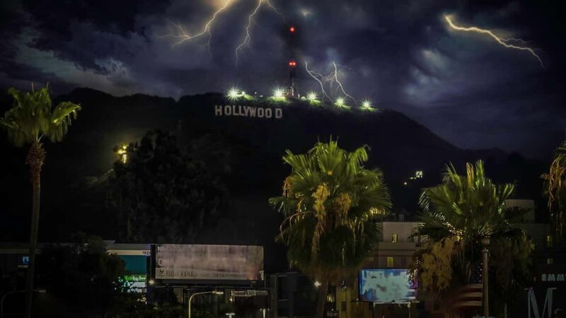 Los Angeles: Haunted LA: Ghostly Encounters Flashlight Tour - The Experience: What’s Included and What’s Not