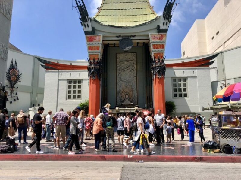 Los Angeles: Hollywood and Beverly Hills Guided Bus Tour - The Guide and Customer Experience