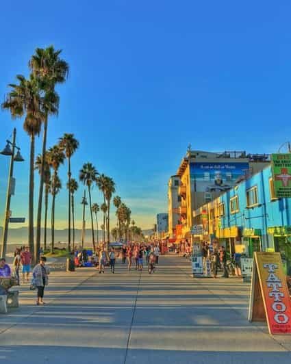 Los Angeles : Must-See Attractions Car Tour with a Guide - Discovering LA with a Personal Touch