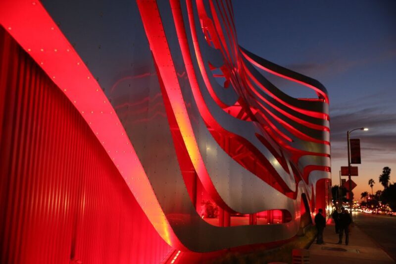 Los Angeles: Petersen Automotive Museum Vault Access - What Makes the Petersen Automotive Museum Stand Out?