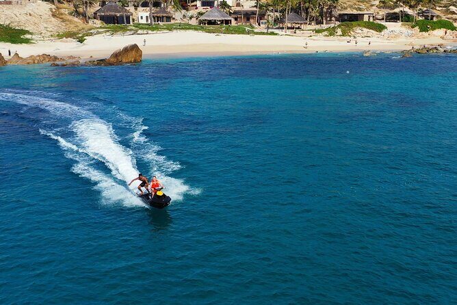 Los Cabos Amazing Resort Beach Day Pass (Snorkel, Jet Ski, Surf) - Key Points