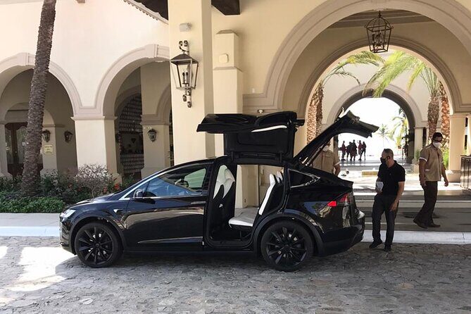 Los Cabos Luxury Private Tesla Transfer from Airport to Tourist Corridor Area - FAQ