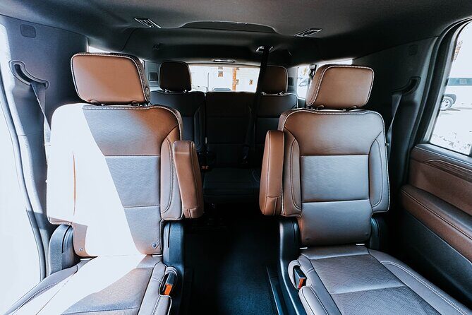 Los Cabos One Way Deluxe Suburban Transportation 5 pax - FAQ