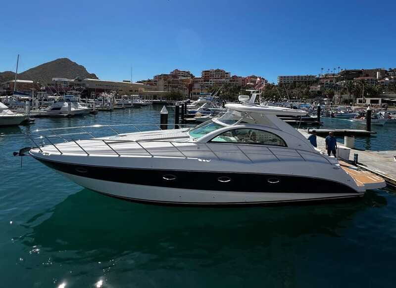 LOS CABOS: PRIVATE BAY AND ARCH TOUR. LUXURY YACHT - What’s Included and What’s Not