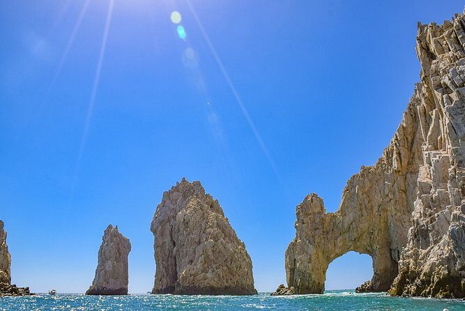 Los Cabos Shared Tour: Explore El Arco and Glass Factory - The Glass Factory Experience