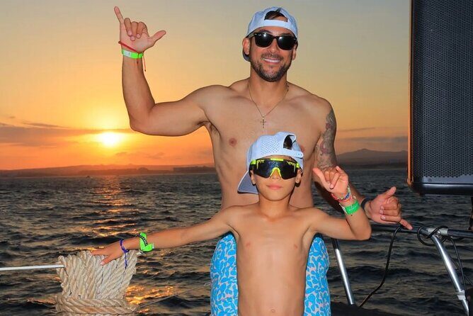 Los Cabos Sunset Catamaran Cruise with Open Bar & Light Snack - FAQ