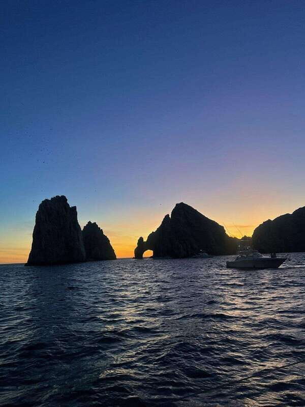 Los Cabos: Sunset Sailboat Tour with Snacks and Drinks - The Food and Drinks