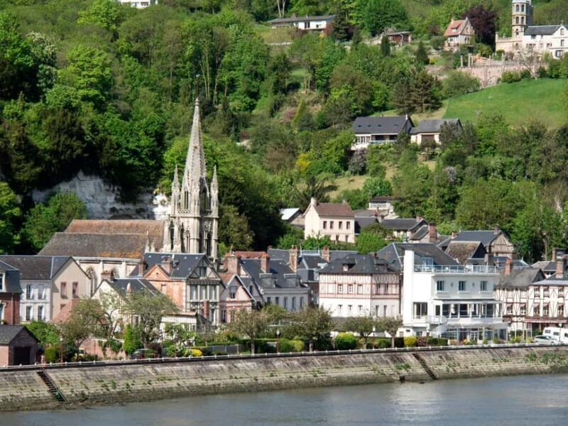 Lourdes: Express Walk with a Local in 60 minutes - What to Expect from the Lourdes Express Walk