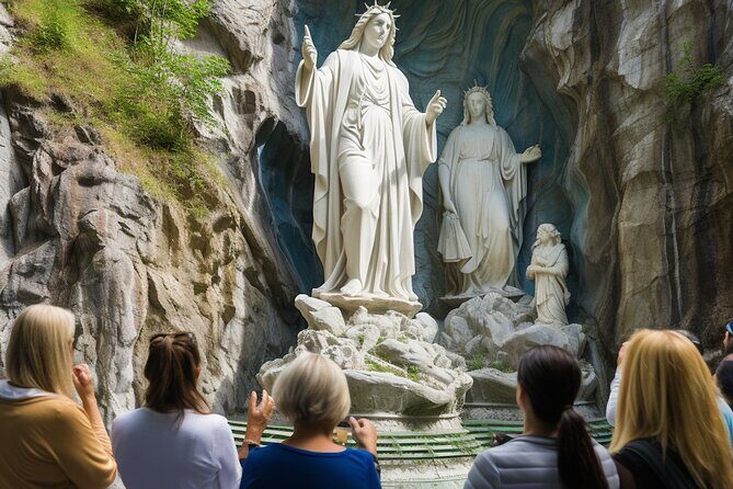 Lourdes, Guided Walking Tour in the Sanctuary - Diving Into the Details: What to Expect
