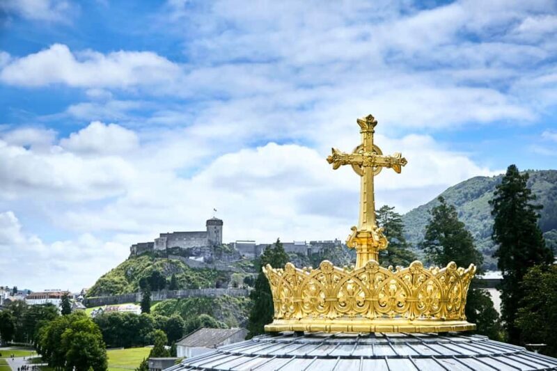 Lourdes: Private 2-Hour Introductory Walk with Local Guide - An Honest Look at the Lourdes Private Walking Tour