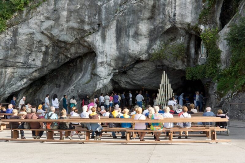 Lourdes: Private Guided Tour in the Sanctuary - Key Points