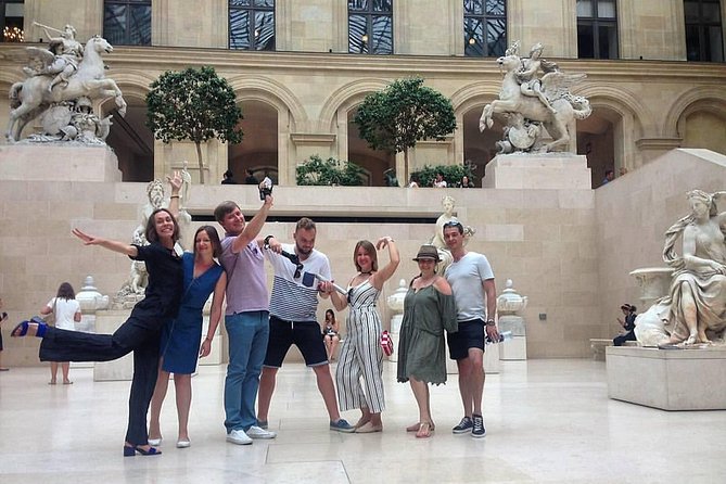 Louvre: Highlights and hidden pearls in MINI groups - Pacing and Crowd Reality: How “Mini” Helps