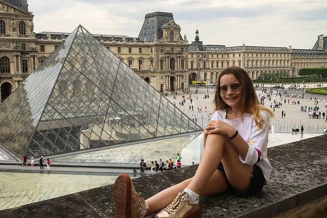 Louvre: Highlights and hidden pearls in MINI groups/SKIP the line - The Guides and Their Impact