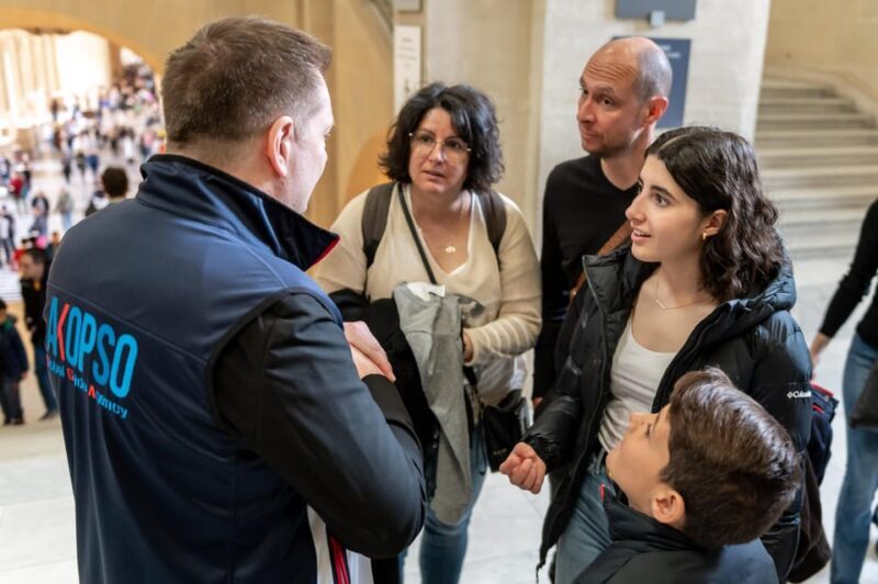 Louvre Highlights Guided Tour - Key Points