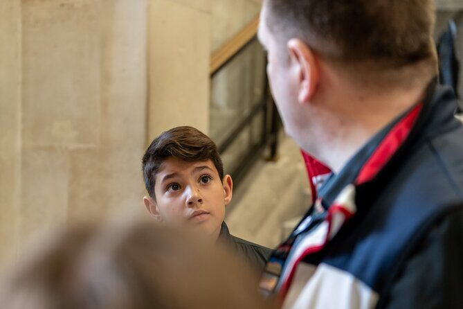 Louvre Museum : Kids-Friendly Private Tour with Entry Tickets - The Real Experiences from Visitors