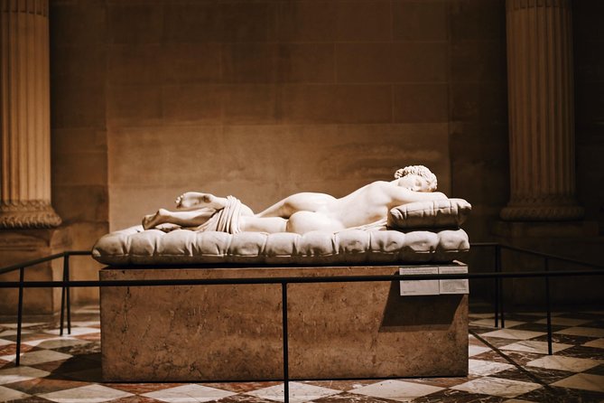 Louvre Museum Paris Essential Guided Tour Semi-Private 6ppl Max - Who This Tour Is Perfect For