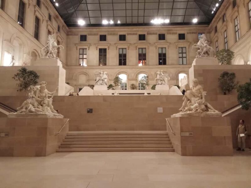 Louvre Museum Private Guided Tour - FAQ