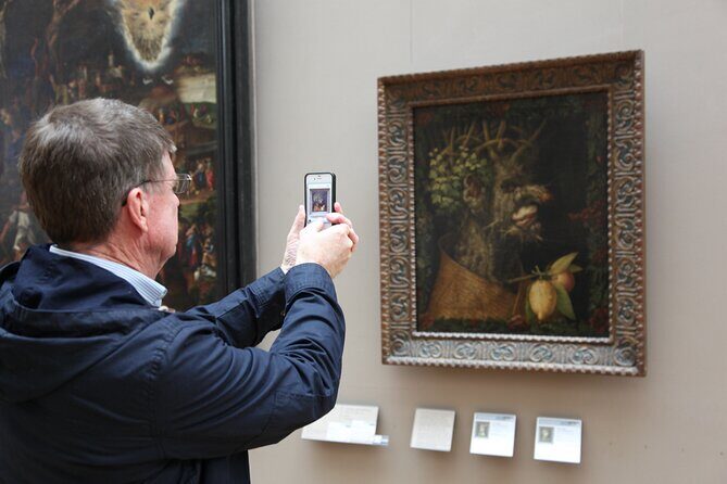 Louvre Museum Private Guided Tour with Reserved Access - FAQs