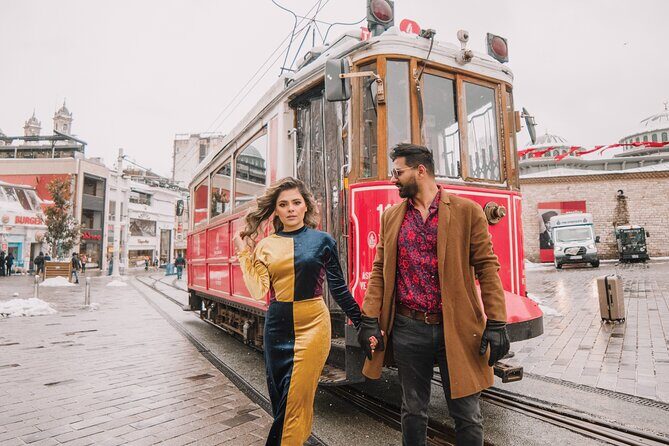 Love in Istanbul: Perfect Photo Moments at Iconic Locations - Love in Istanbul: Perfect Photo Moments at Iconic Locations