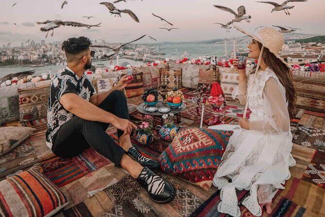 Love in Istanbul: Perfect Photo Moments at Iconic Locations - Key Points