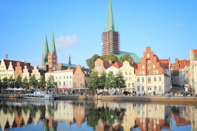 Lübeck Scavenger Hunt and Highlights Self-Guided Tour - What You’ll See and Do