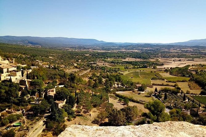 Luberon Villages Half-Day Tour from Aix-en-Provence - The drive is part of the show