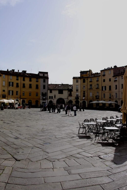 Lucca: Guided Walking Tour - The Real Traveler Perspective