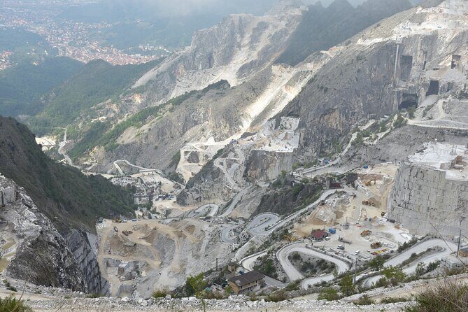 Lucca Private Day Trip to Pietrasanta and the Cararra Marble Quarries - Deep Dive into the Itinerary